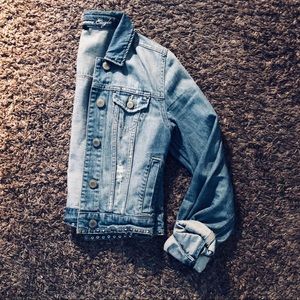 American Eagle Outfitters Women’s Jean Jacket